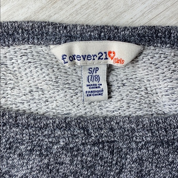 Forever21 girls crop sweatshirt with bow detail - Picture 2 of 3